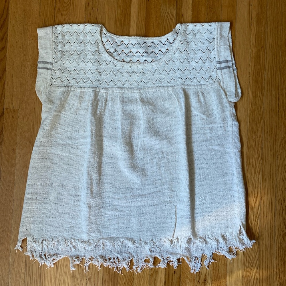 Cream gauze top with grey stripe on cap sleeves - size Medium